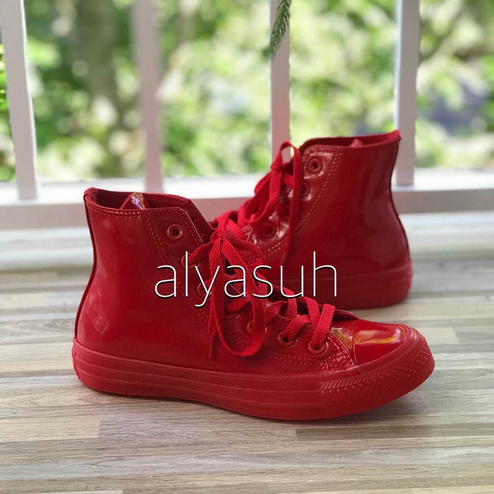 NWT Converse Ctas HI Casino Red WMNS AUTHENTIC - Picture 2 of 7